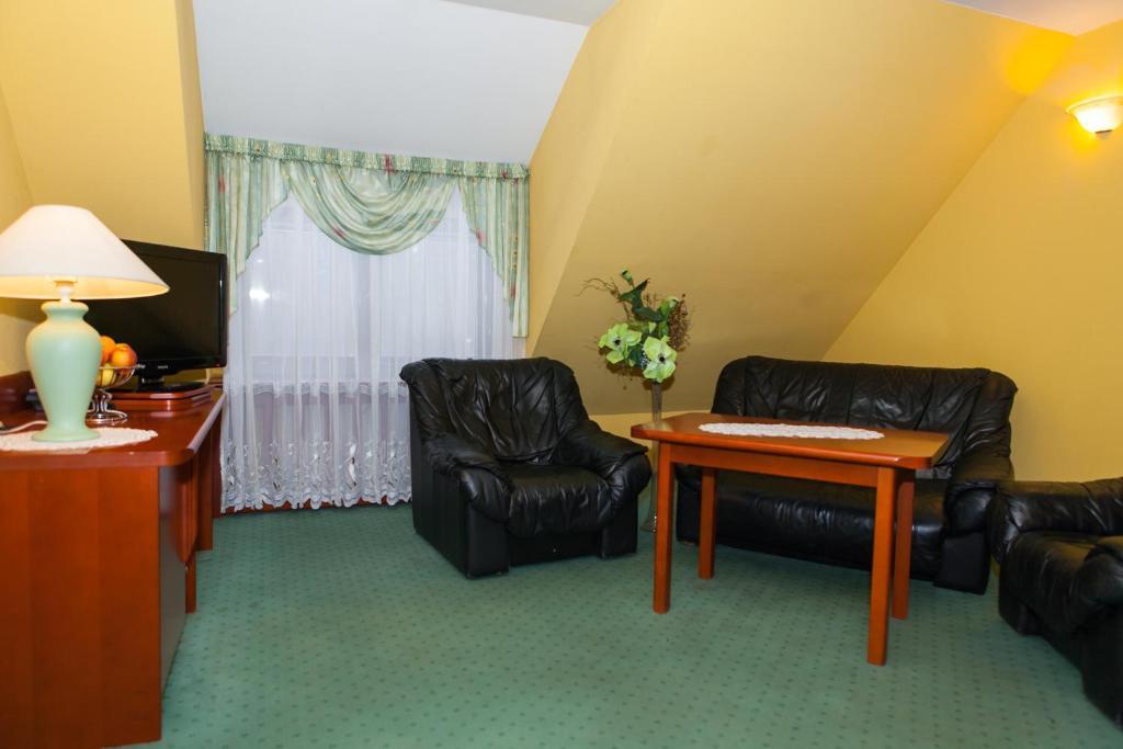 Hotel Rebajlo Piła Quarto foto
